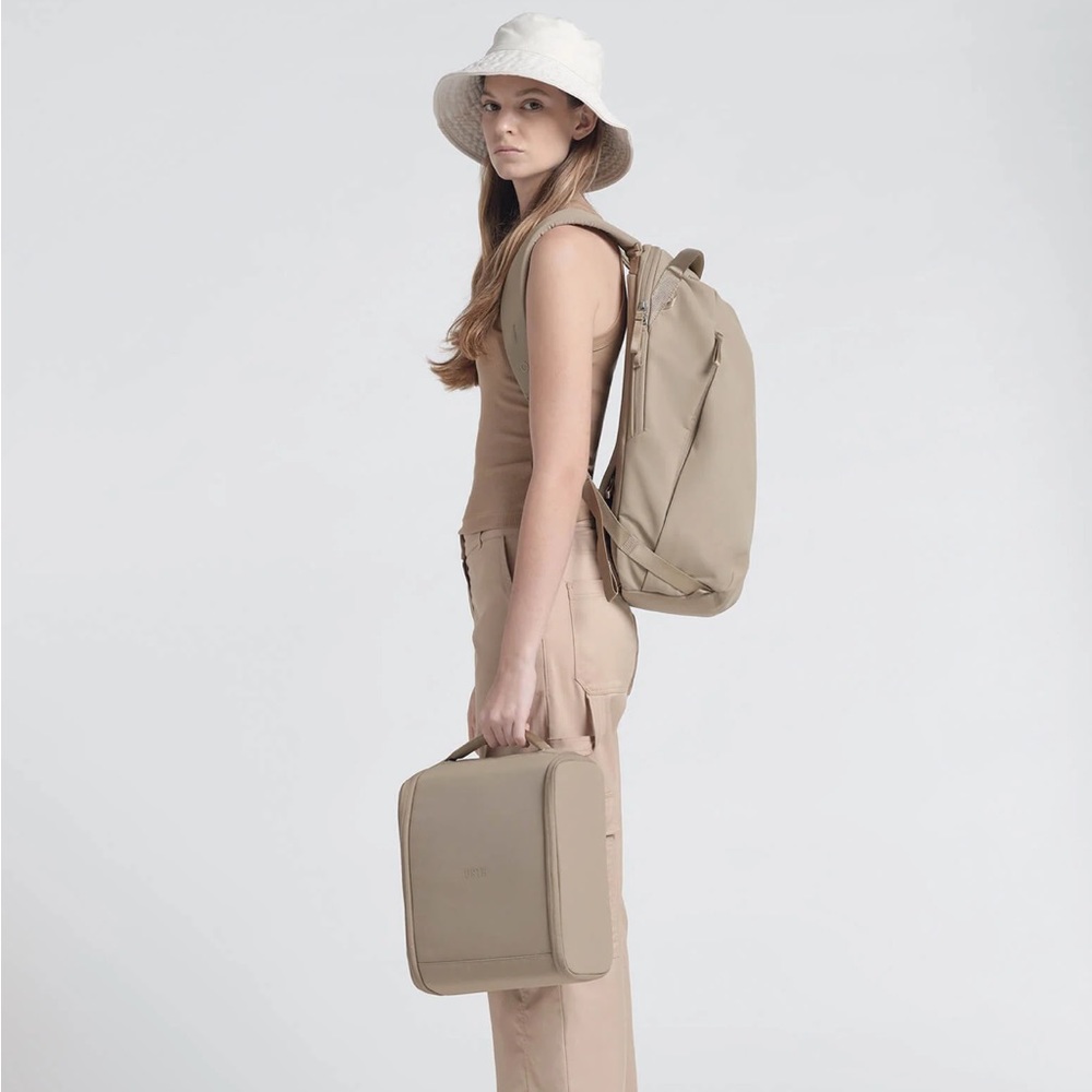 PRICE FIRM URTH • Norite Camera Backpack Set • SAND